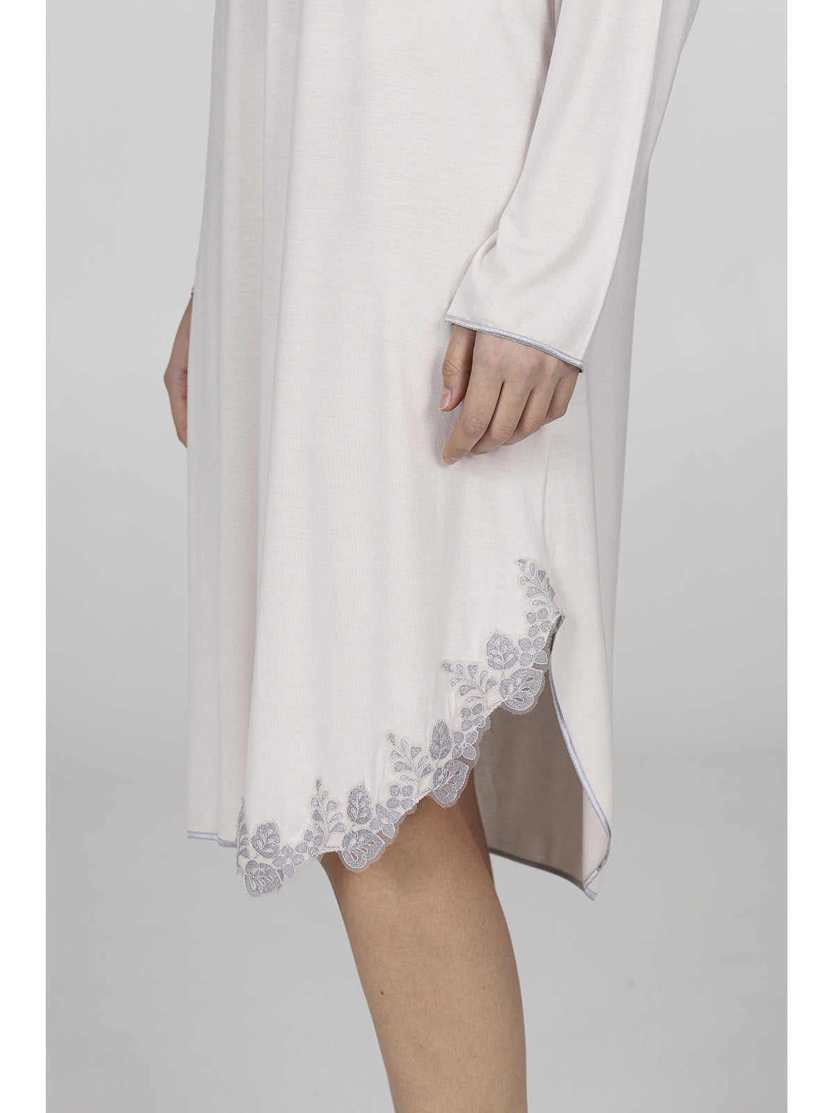 Camicia da notte con spacco in modal
