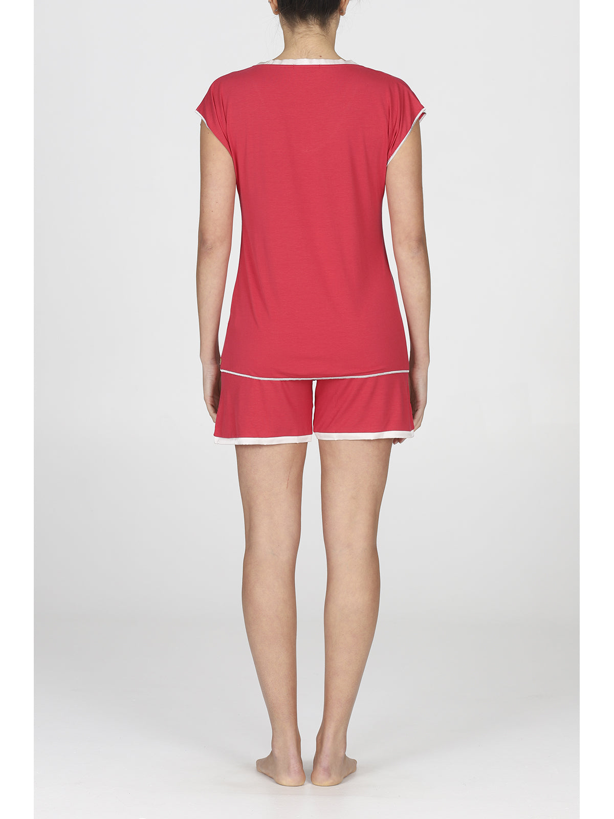 Pyjama court avec bord en satin