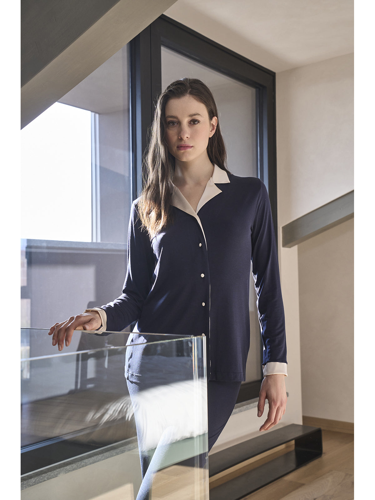 Pigiama lungo cardigan con revers in raso Blu Boglietti