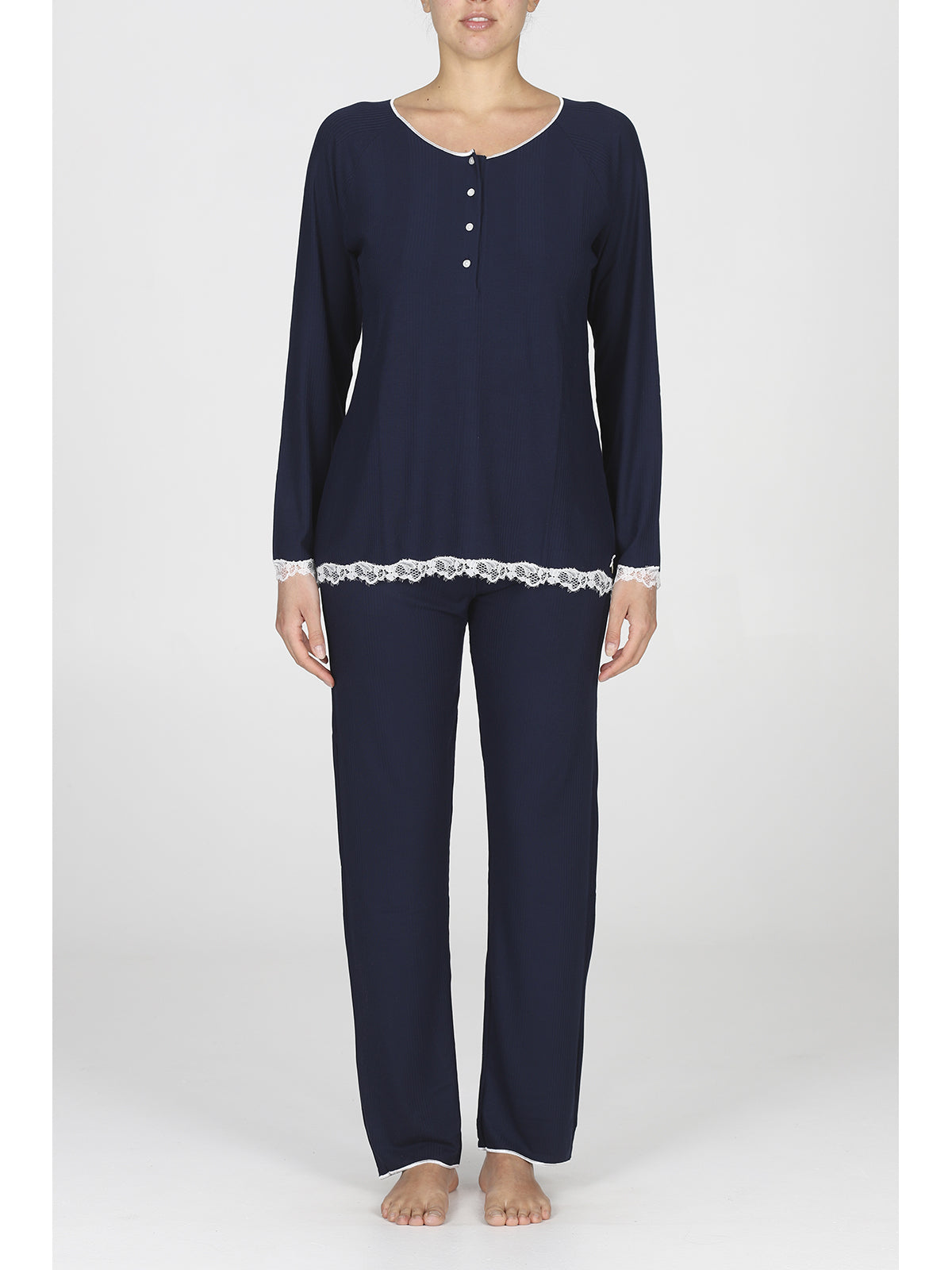 Pajama with lace in soft micromodal