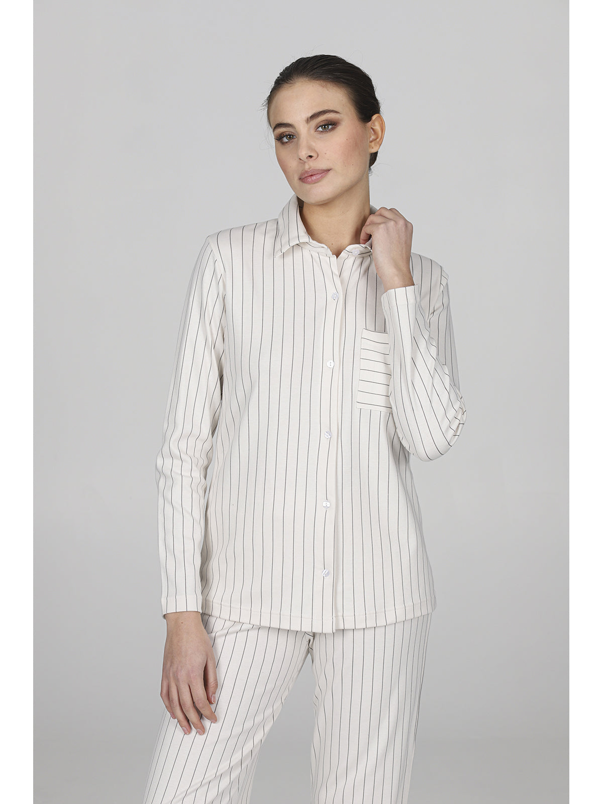 Elegante pigiama gessato in interlock