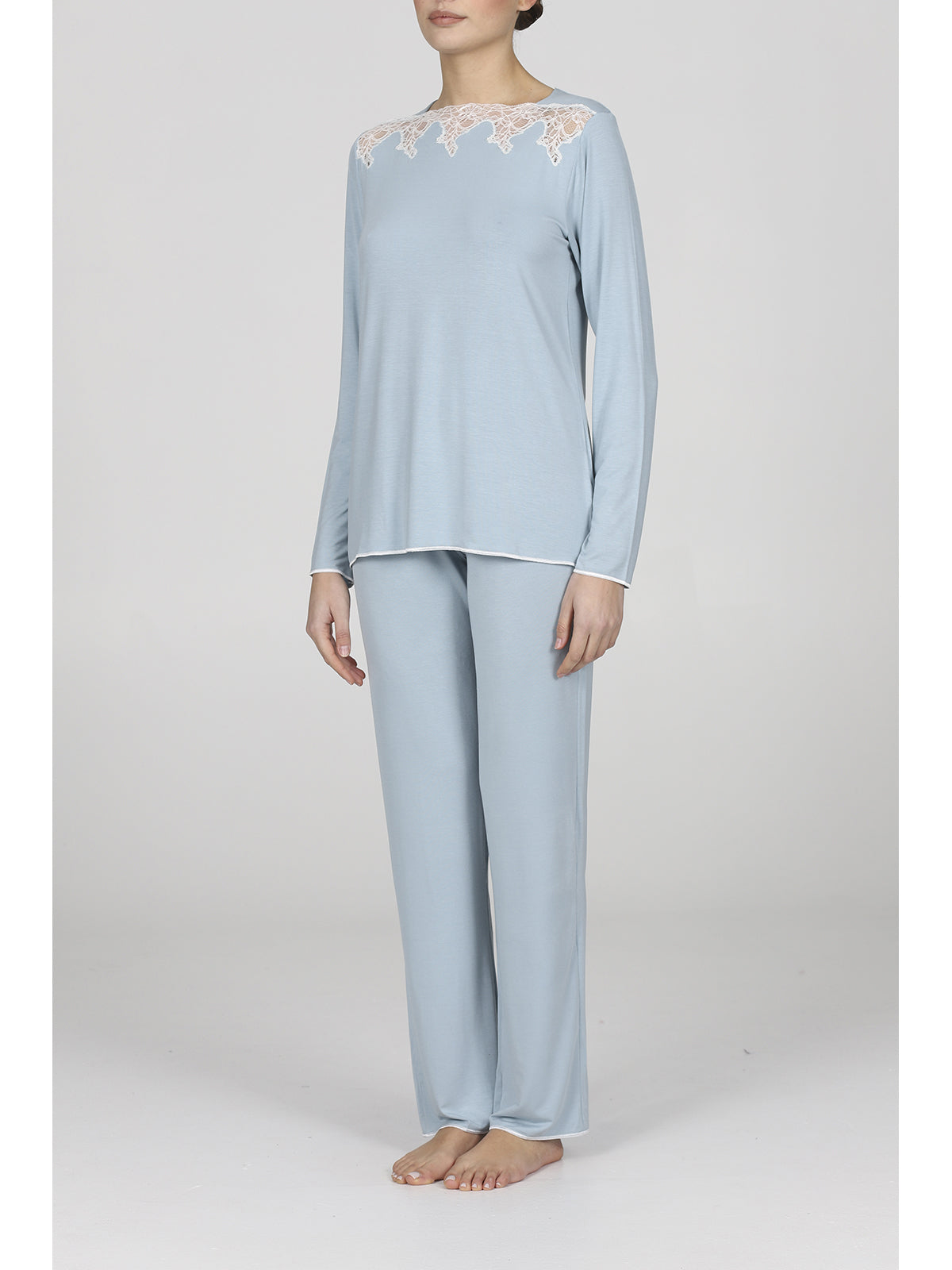 Pigiama con pizzo in morbido jersey