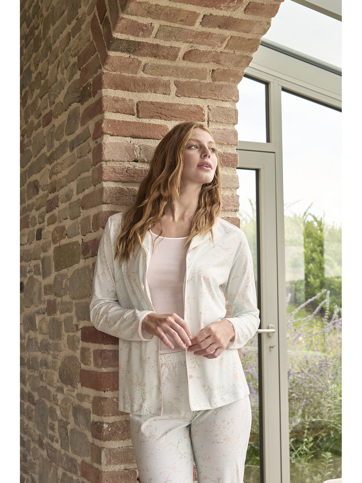 Pigiama donna con colletto in puro cotone