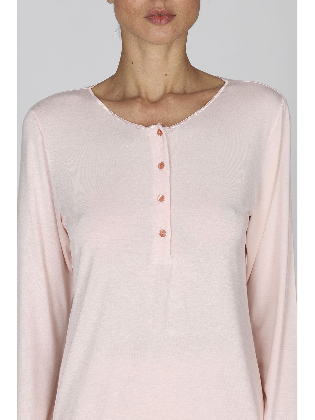 Prezioso pigiama lungo donna con dettagli in pizzo