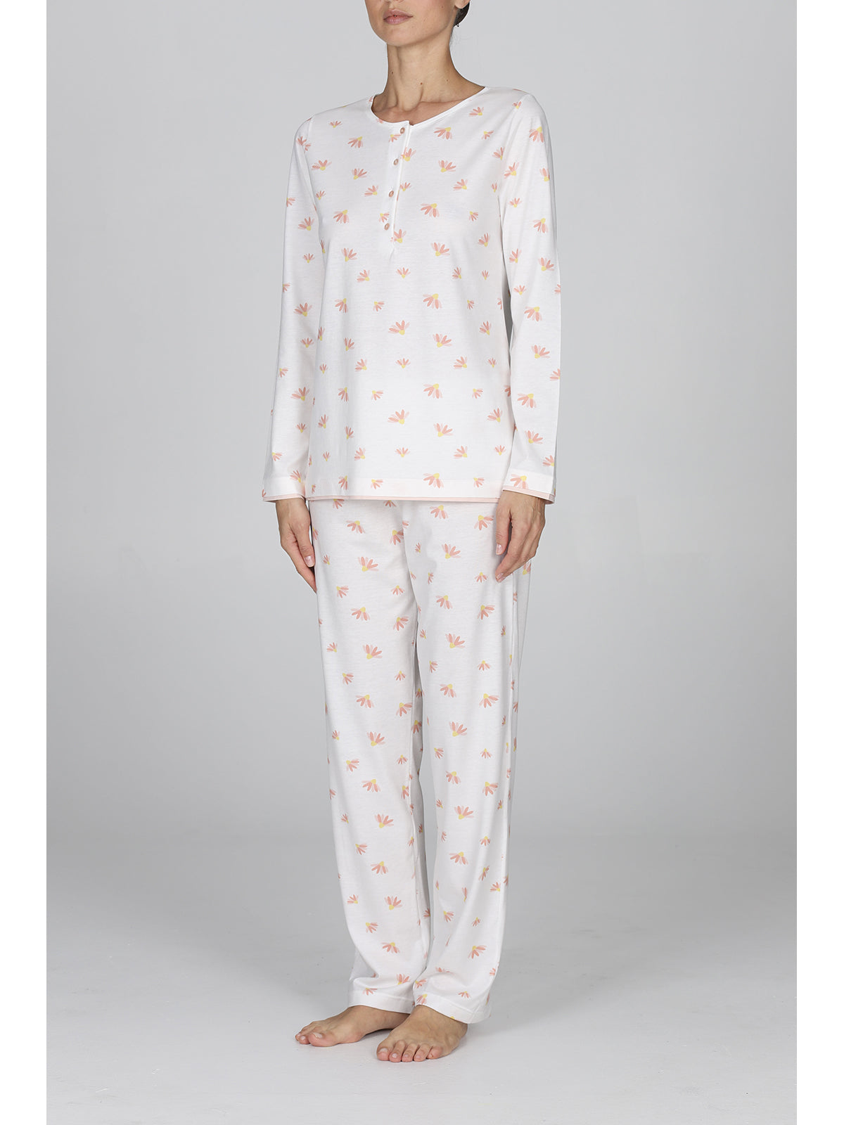 Fresh long pajama for women in 100% cotton