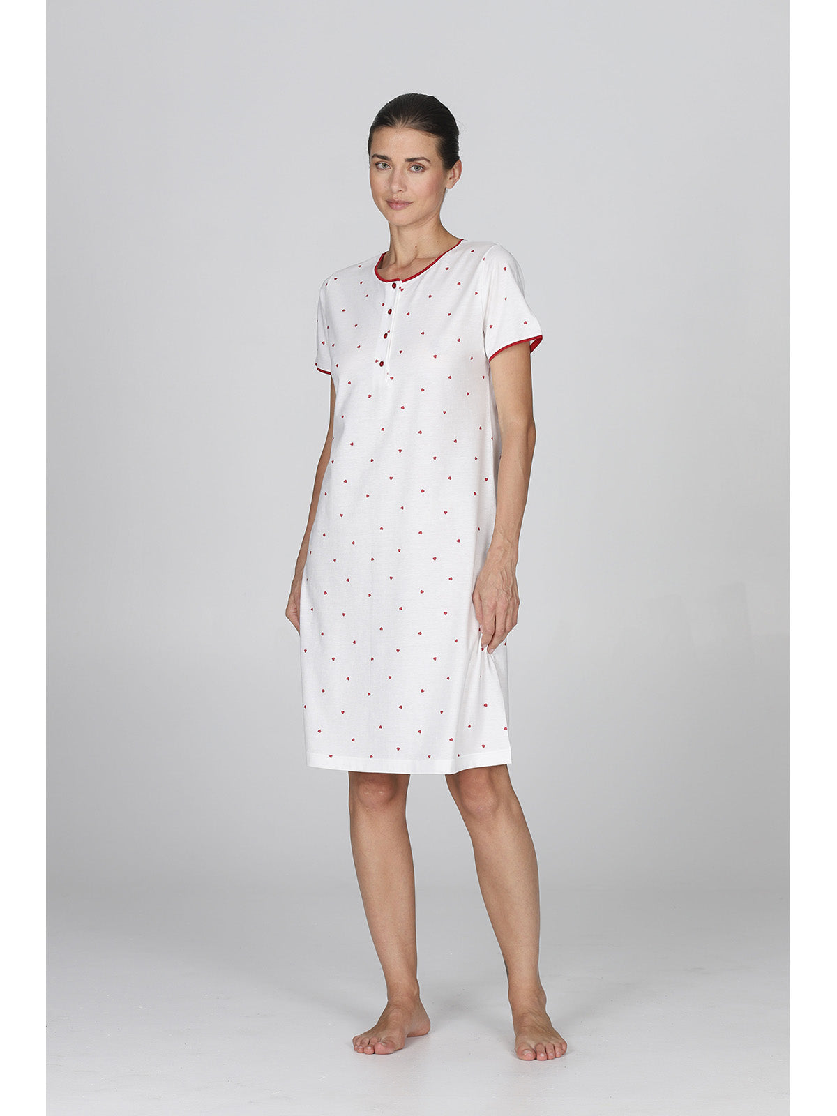 Camicia da notte con cuoricini rossi in 100% cotone