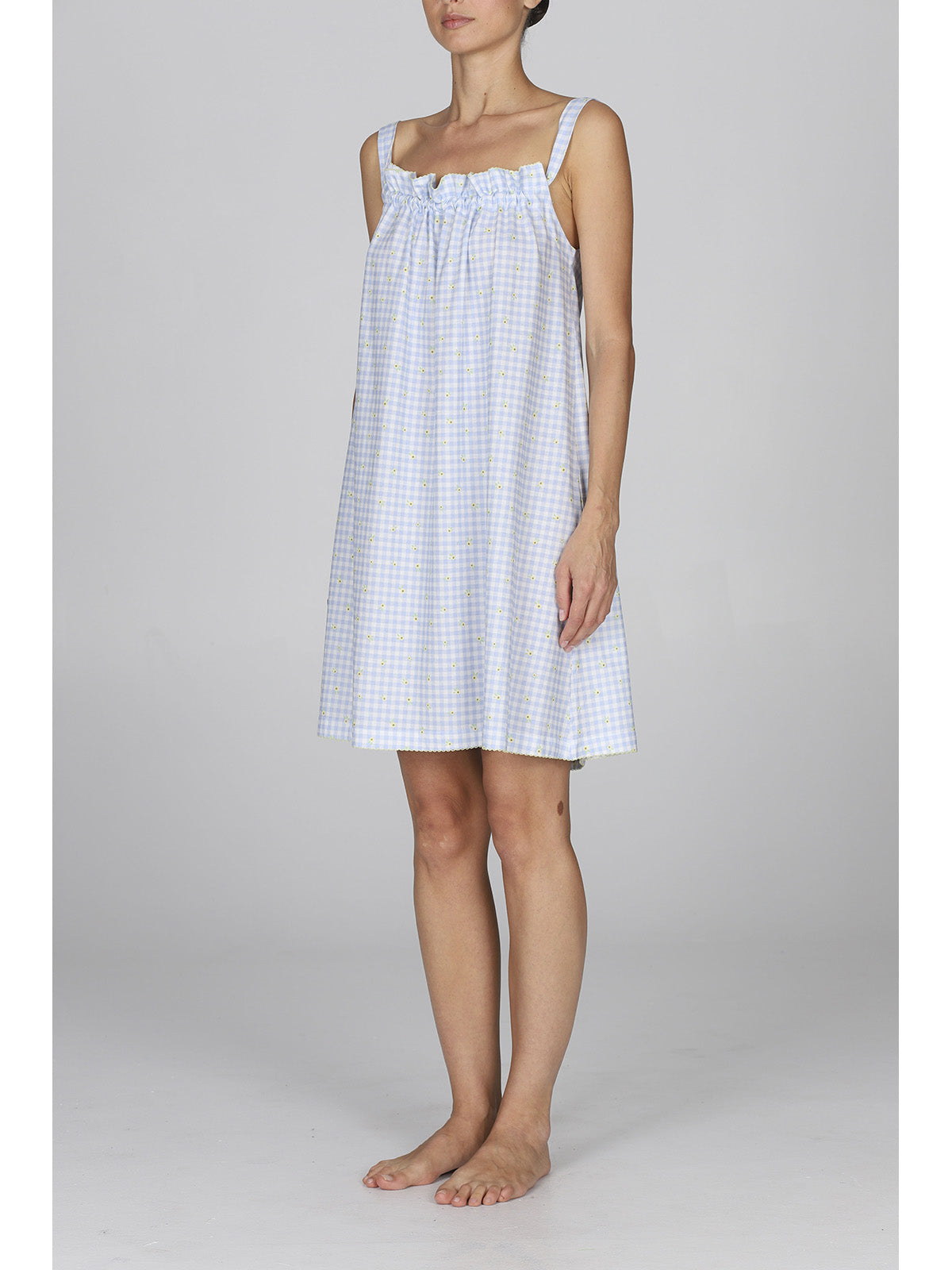 Fresca camicia da notte a quadrettini in puro cotone