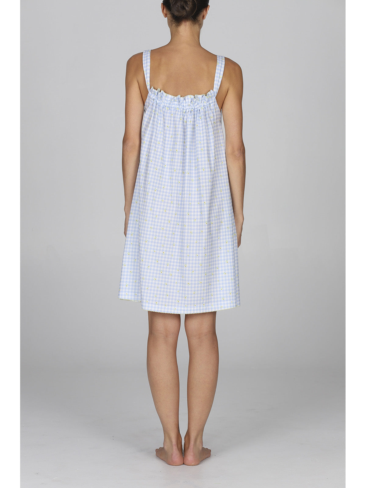 Fresca camicia da notte a quadrettini in puro cotone