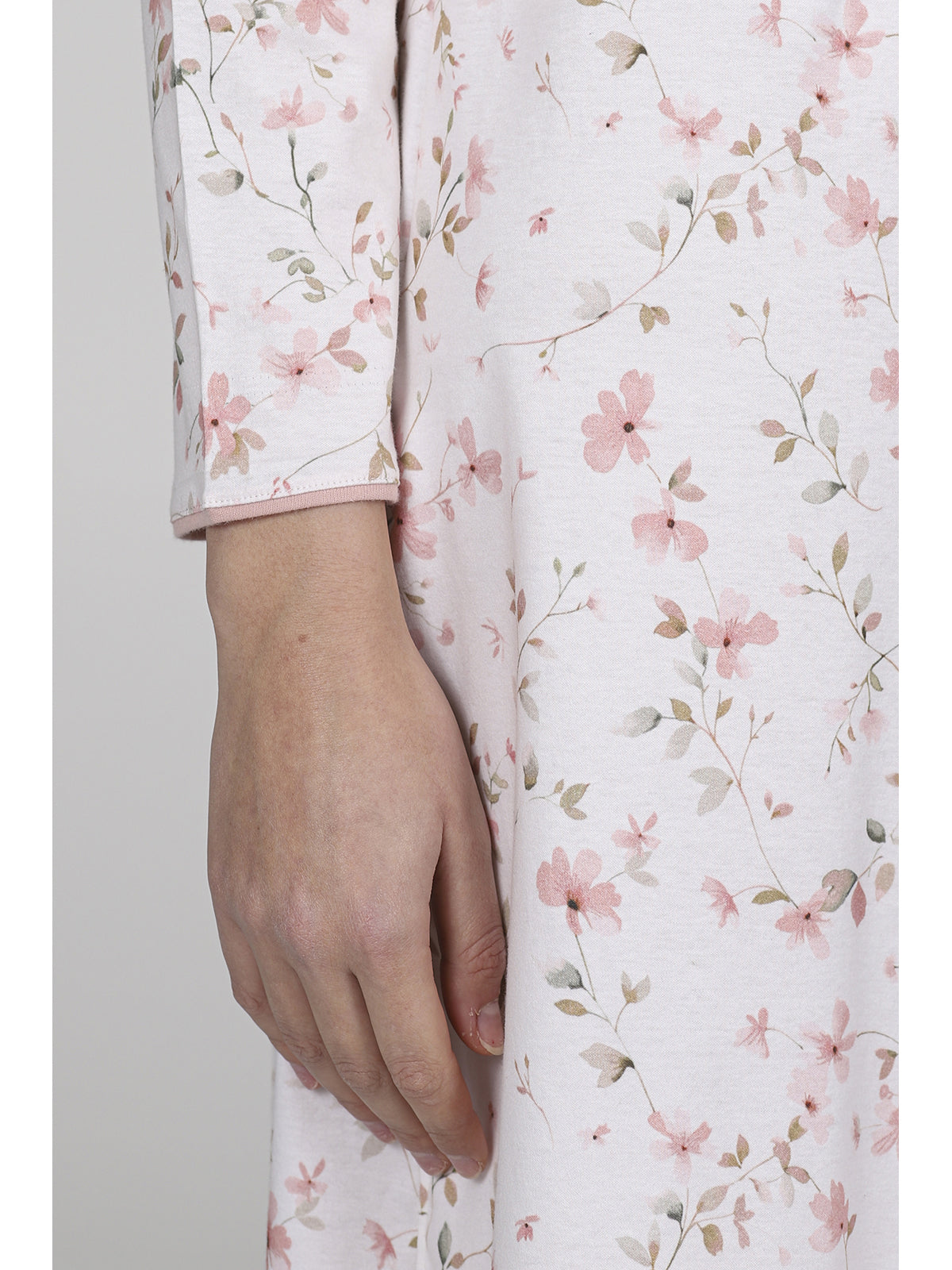 Romantica camicia da notte in interlock a fiori
