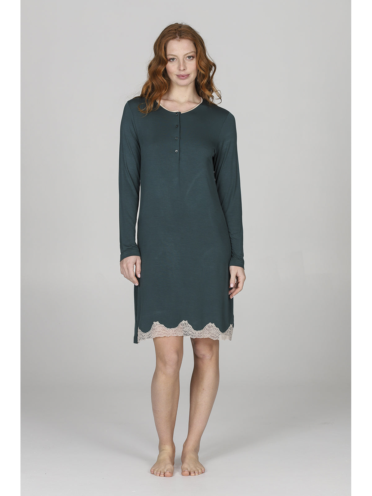 Raffinata camicia da notte corta in modal