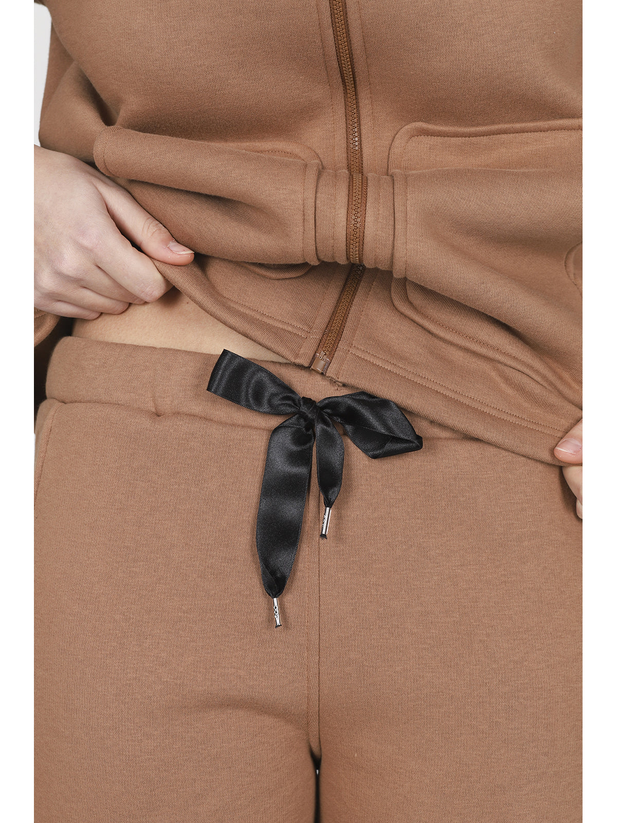 Calda tuta zip con tasconi
