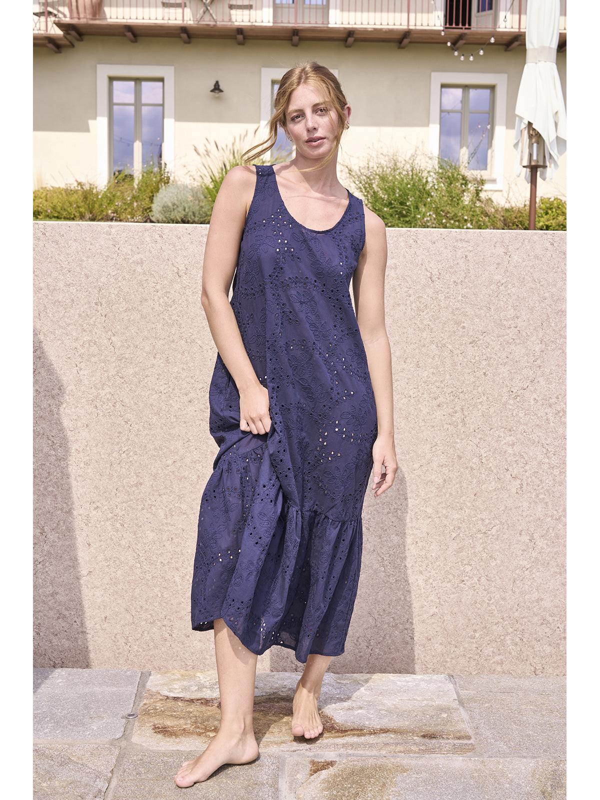 Abito lungo traforato in puro cotone