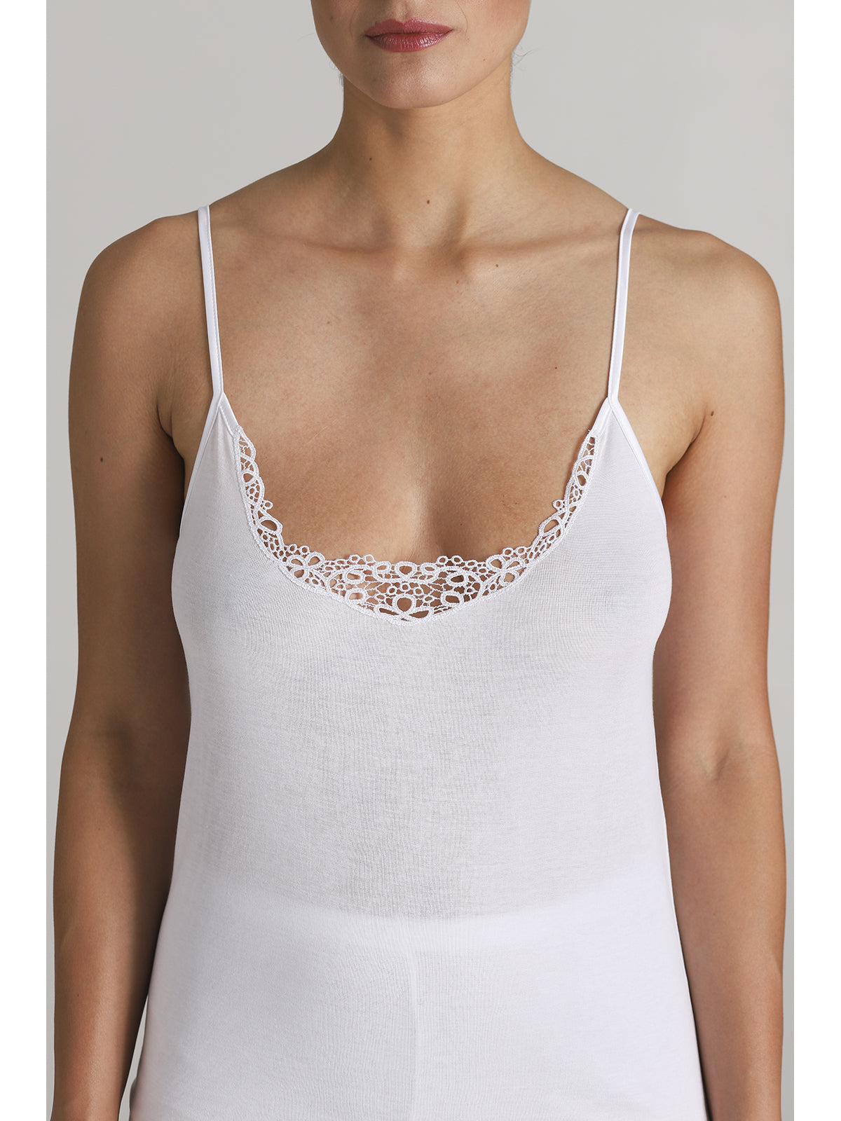 Top con pizzo macrame'