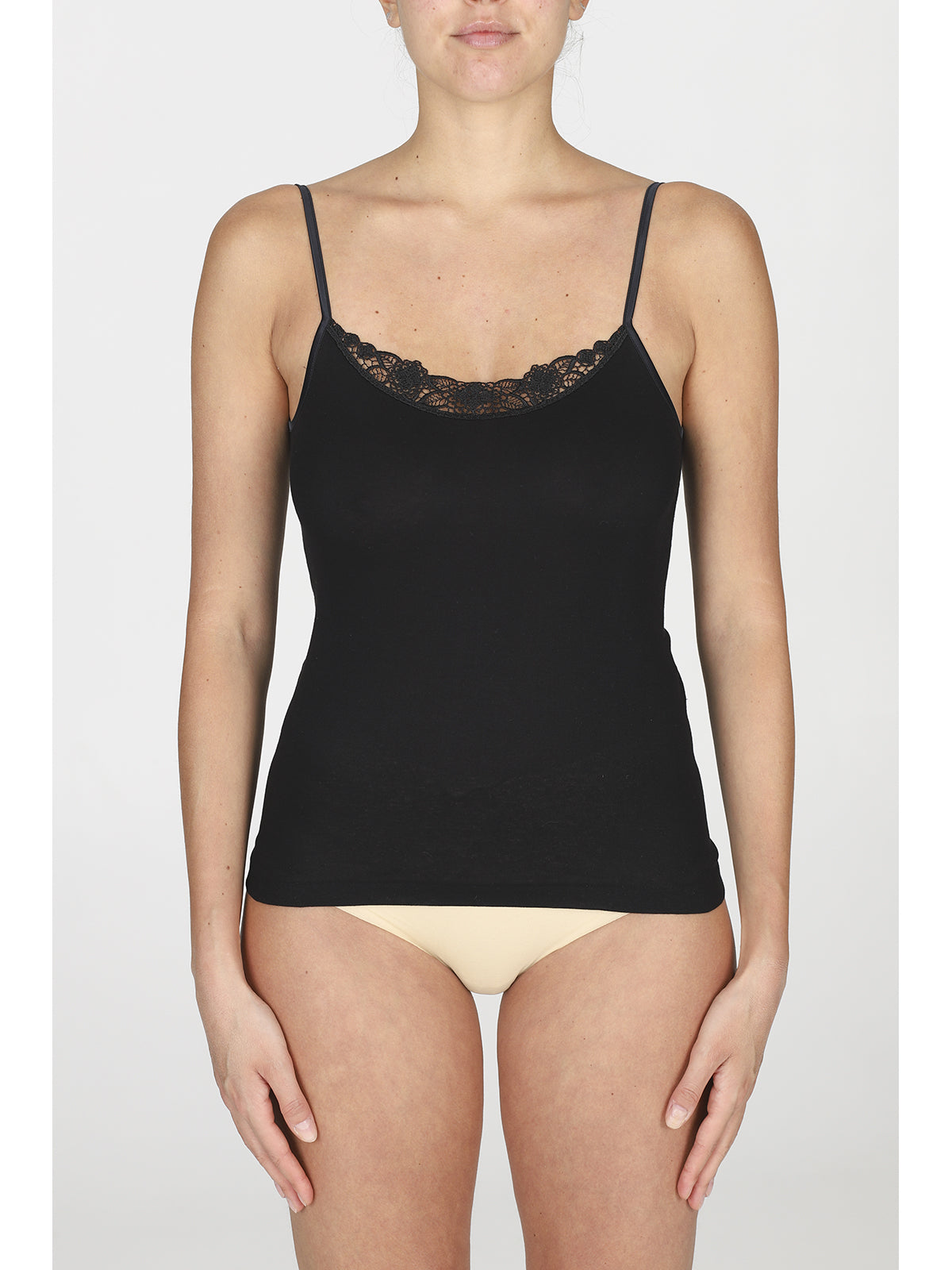 Haut en coton pur avec dentelle en macramé