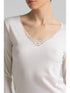 Calda maglietta in lana e cotone con scollo macrame'