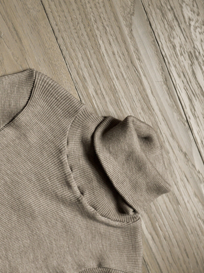 Maglietta dolcevita in pregiata lana e seta