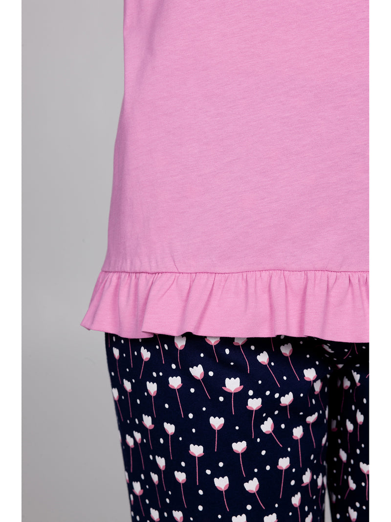 FRESH PAJAMAS WITH CAPRI TROUSERS AND WIDE SHOULDER STRAPS