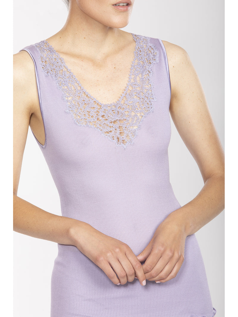 NARROW-SHOULDER TANK TOP WITH FINE MACRAME LACE