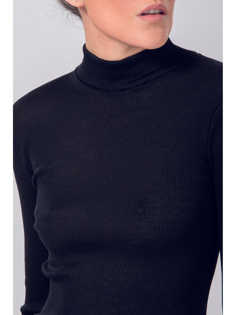 FINE WOOL AND SILK TURTLENECK T-SHIRT