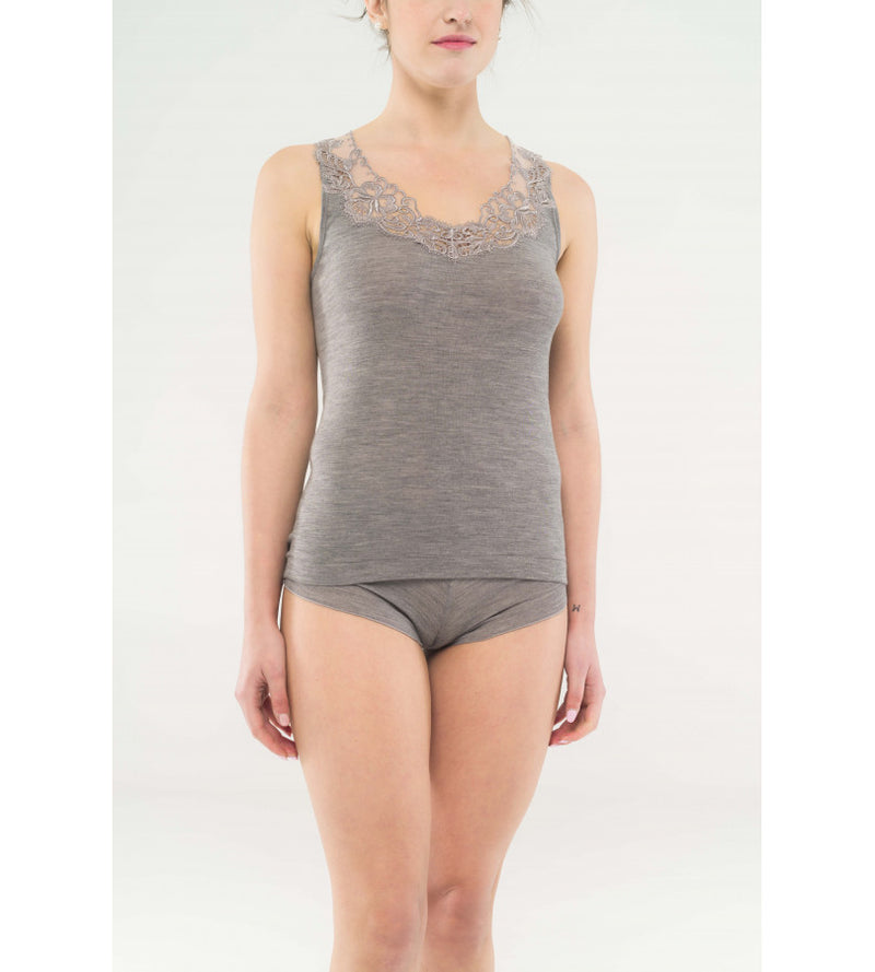 Tank top made with precious wool and silk